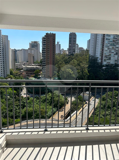 Foto REO1006211