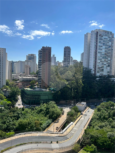 Foto REO1006211