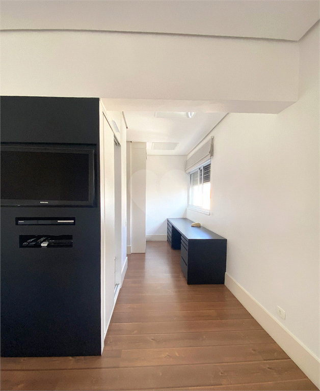 Venda Apartamento São Paulo Cerqueira César REO100636 16