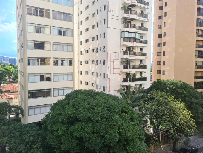 Foto REO1006758