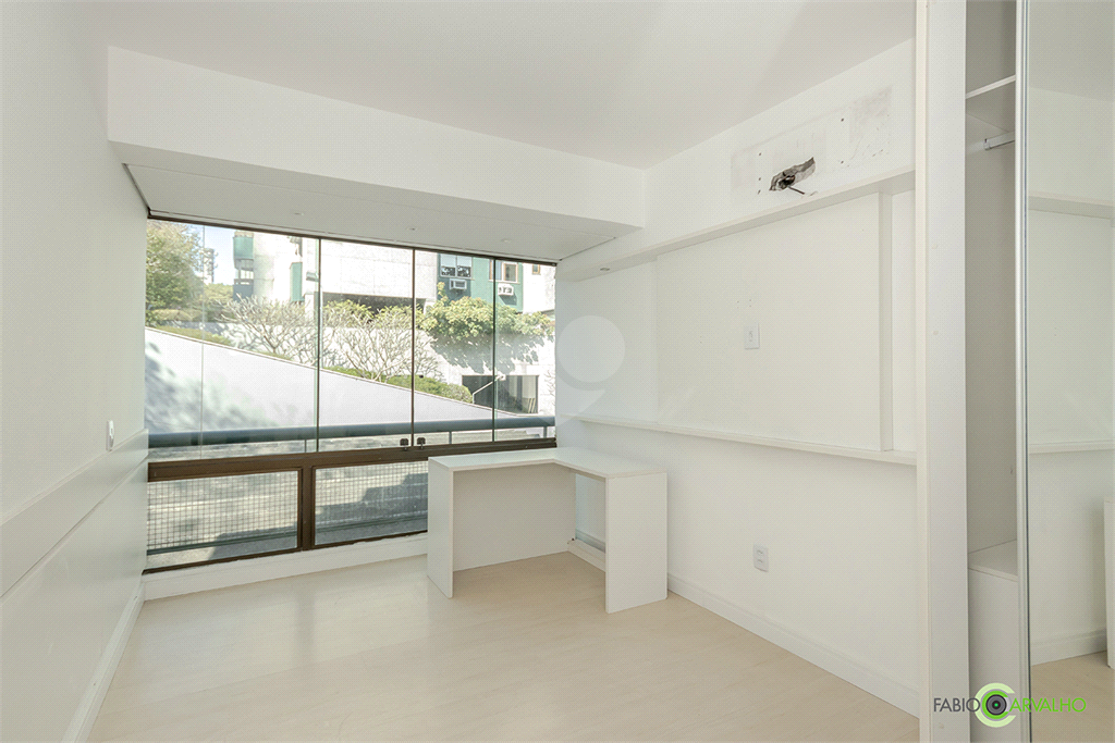 Venda Apartamento Porto Alegre Bela Vista REO1007006 17