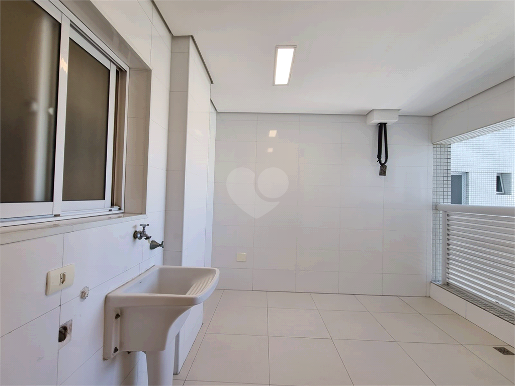 Venda Apartamento Santos Aparecida REO1007779 60