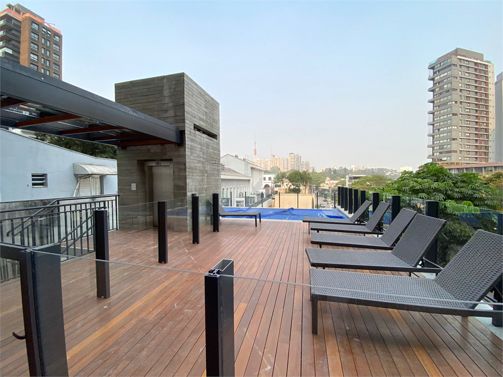 Venda Apartamento São Paulo Sumaré REO1008167 17