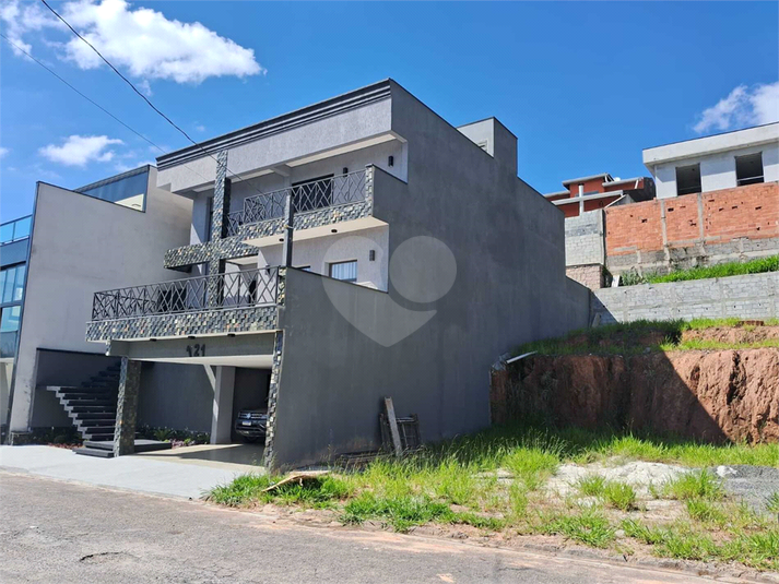 Foto REO1008269
