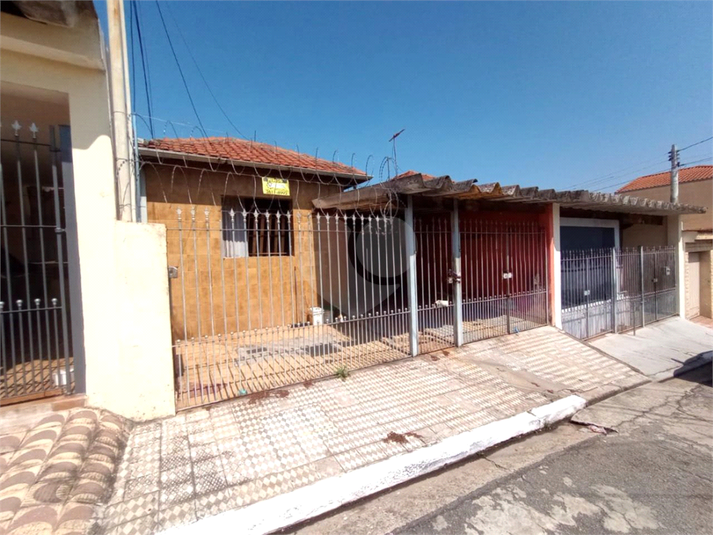 Foto REO1008531