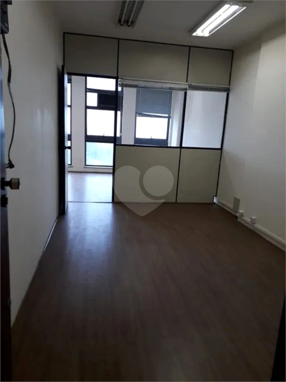 Venda Salas São Paulo Centro REO1008906 22