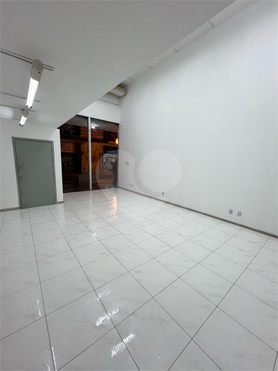 Foto REO1008934