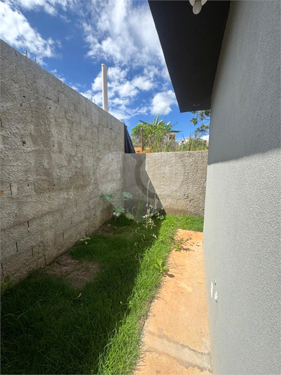 Foto REO1009345