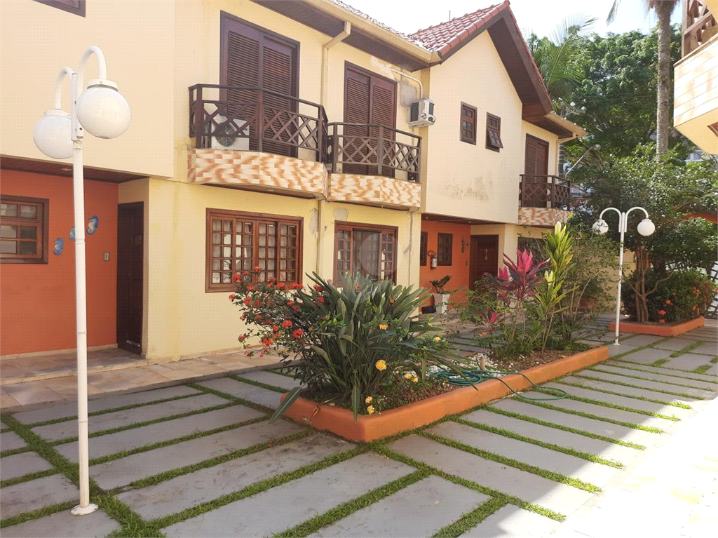 Venda Villagio Bertioga Maitinga REO1009386 1