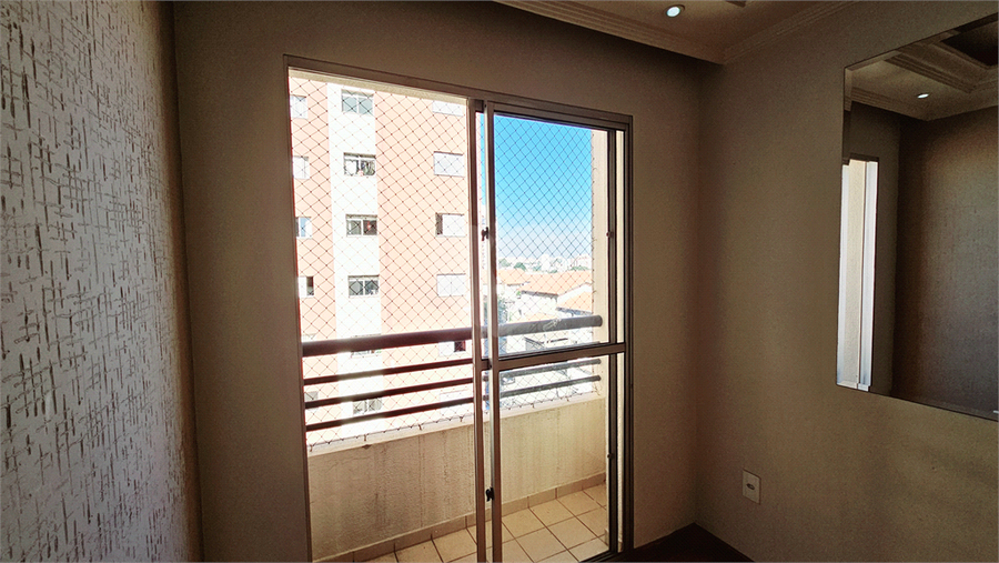 Foto REO1009466