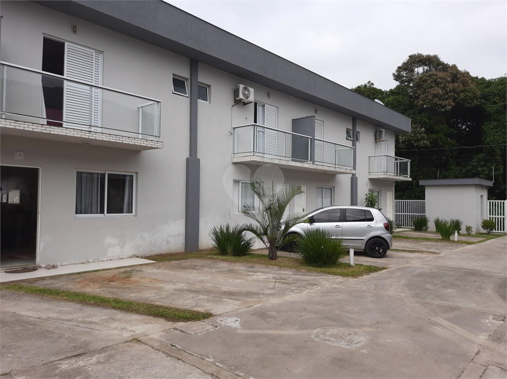 Venda Villagio Bertioga Maitinga REO1009683 4