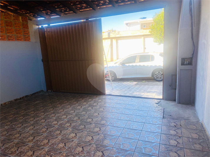 Foto REO1010326
