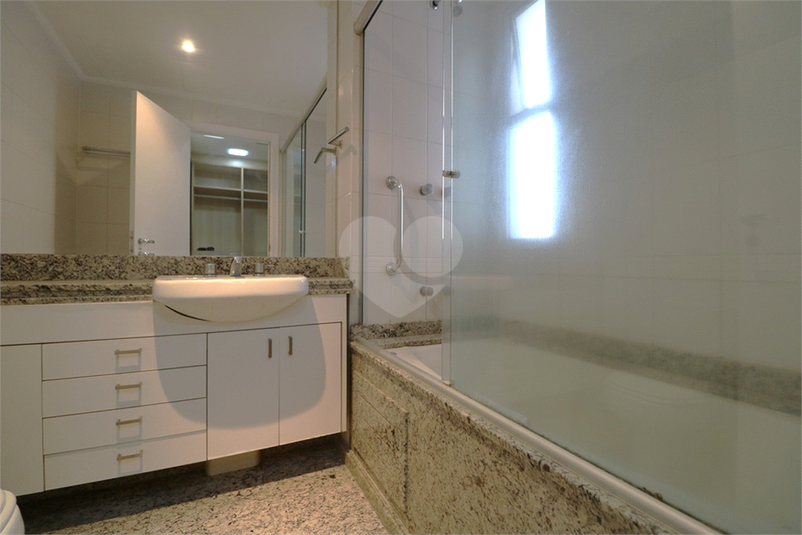 Foto REO101190