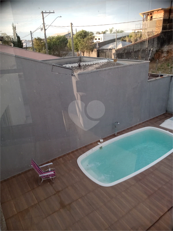 Foto REO1012487