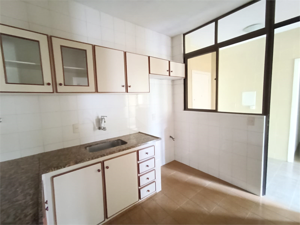 Venda Apartamento Barbacena Centro REO1012514 15