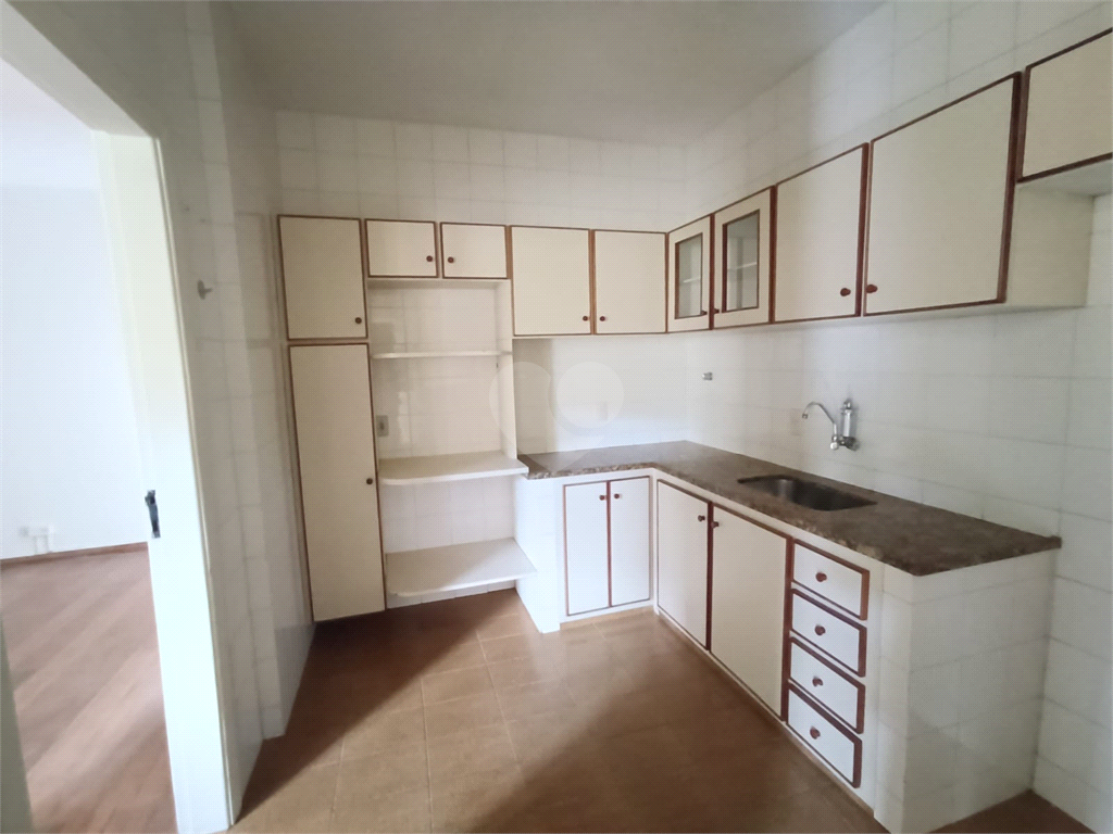 Venda Apartamento Barbacena Centro REO1012514 17