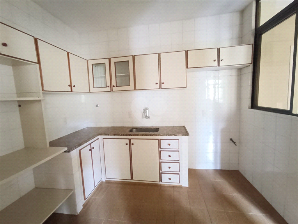 Venda Apartamento Barbacena Centro REO1012514 14