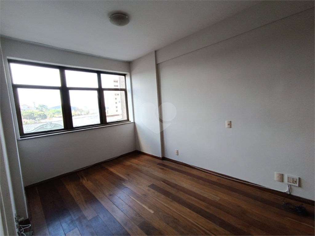 Venda Apartamento Barbacena Centro REO1012514 31