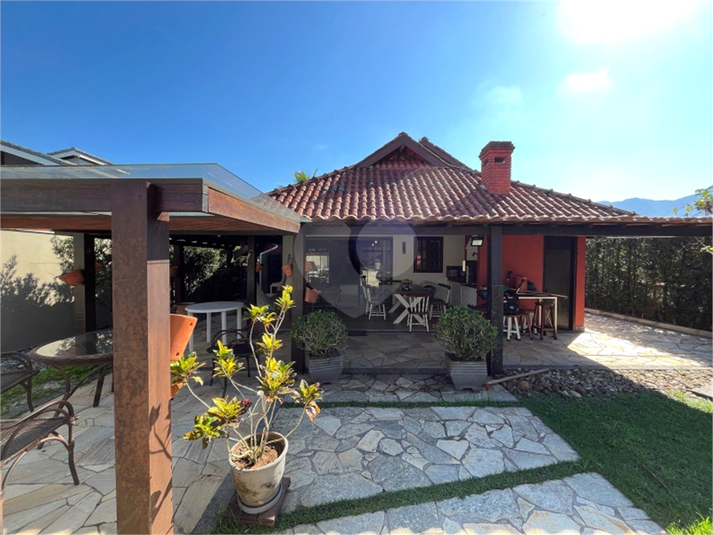 Foto REO1012774
