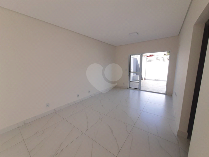 Foto REO1013142