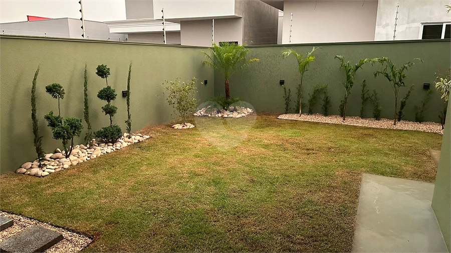 Foto REO1013584