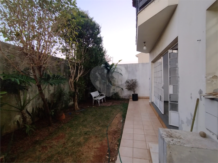 Foto REO1014063