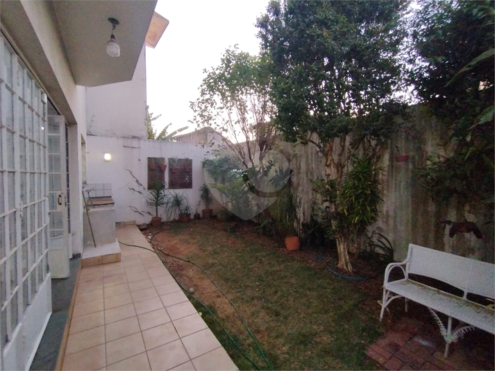Foto REO1014063