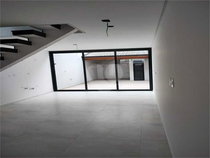 Foto REO1014375