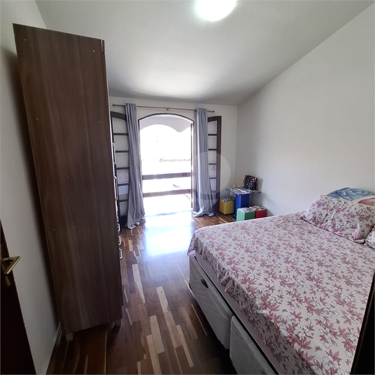 Foto REO1014548