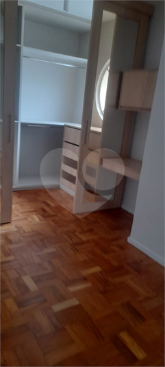 Foto REO1014583