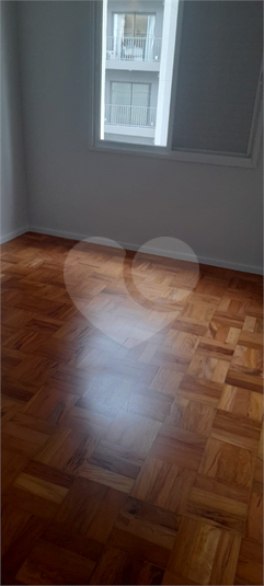 Foto REO1014583