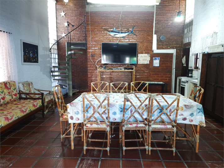 Foto REO1014606