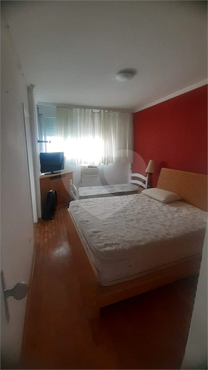 Foto REO1014686