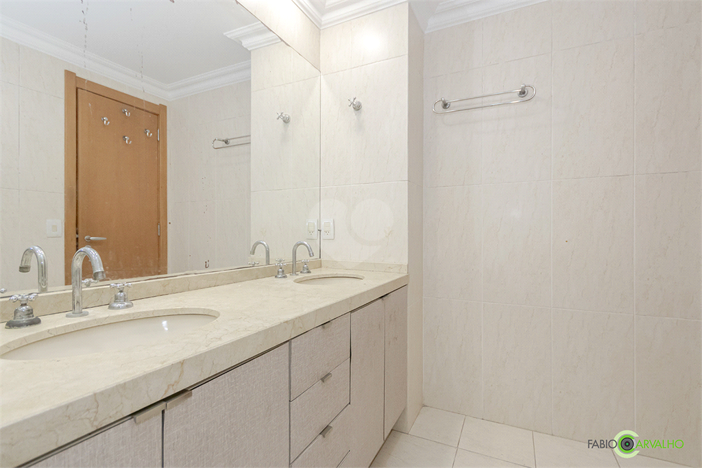 Venda Apartamento Porto Alegre Jardim Europa REO1014986 30