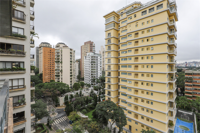 Foto REO1015522