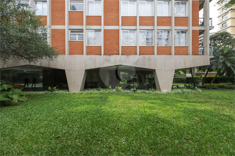 Foto REO1015522
