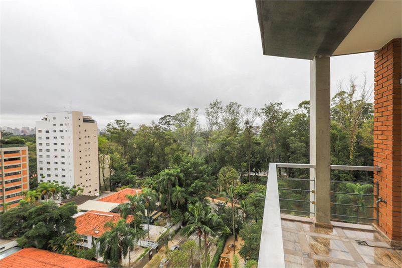 Foto REO1015522