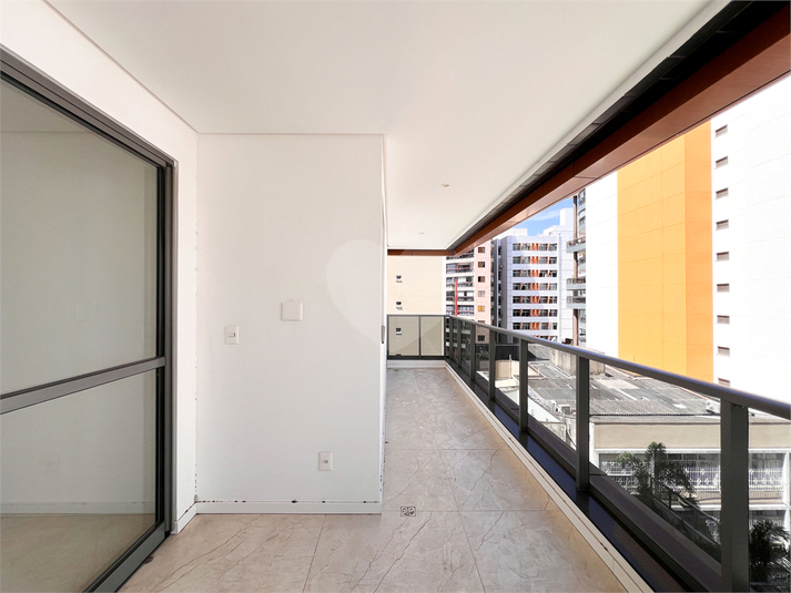 Foto REO1015574