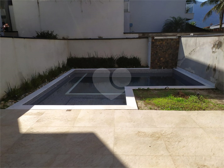 Foto REO1016299