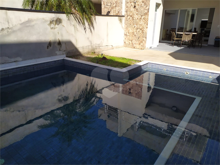 Foto REO1016299