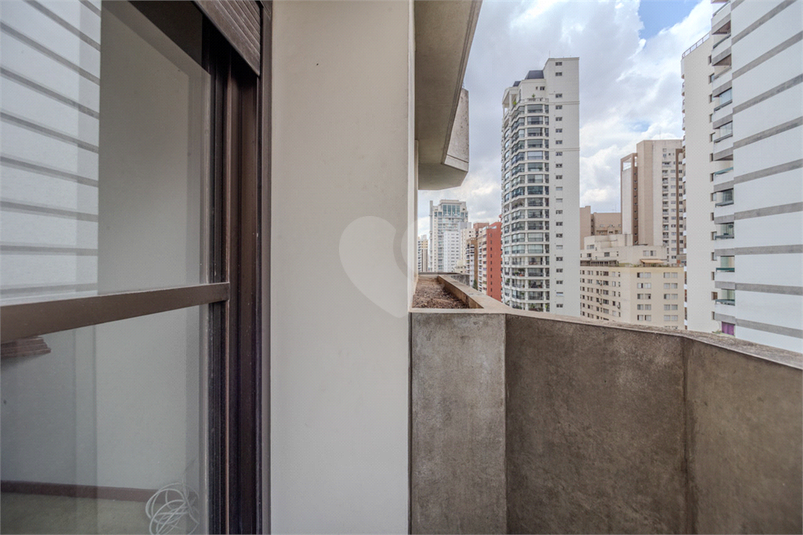 Foto REO1016486