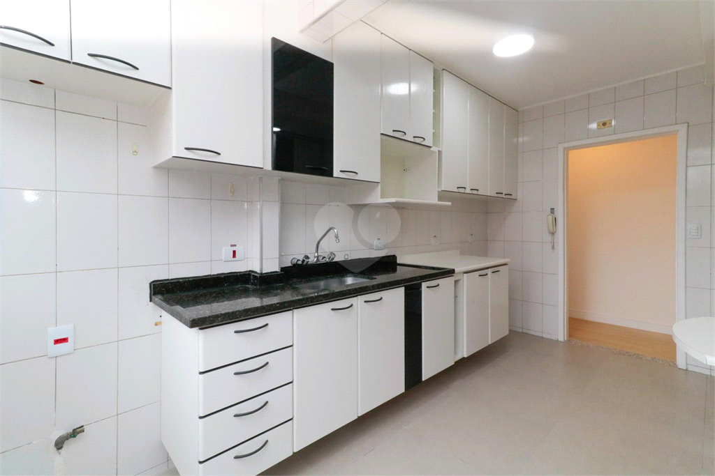 Venda Apartamento São Paulo Cerqueira César REO1017007 39