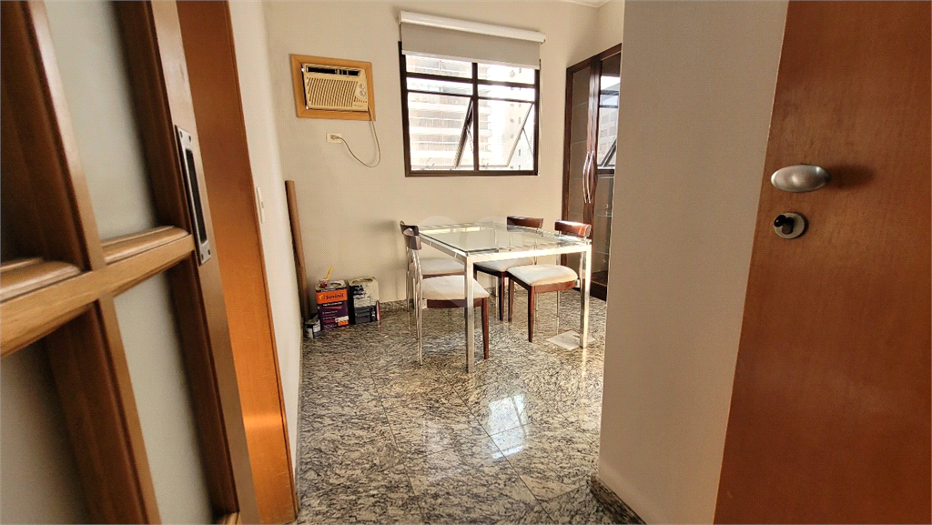 Venda Apartamento Santos Embaré REO1017308 58