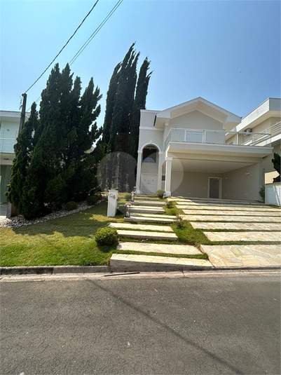 Foto REO1017404