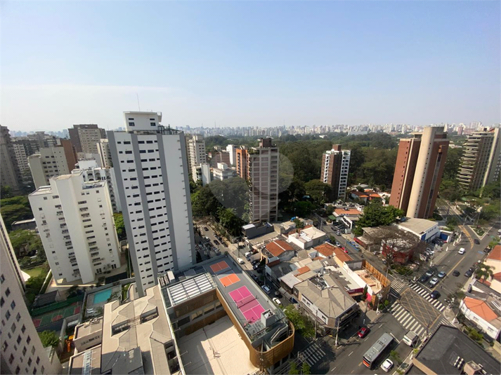 Foto REO1017418