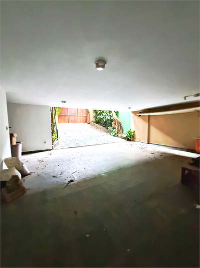 Foto REO1017750