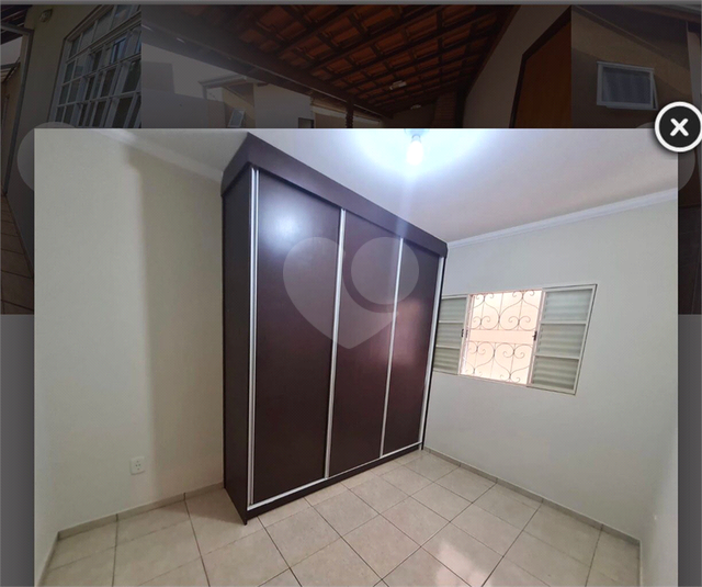 Foto REO1019252