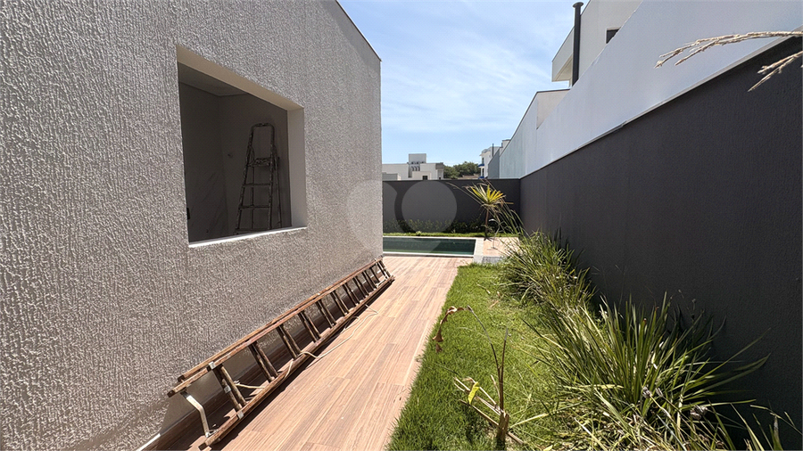 Foto REO1019255