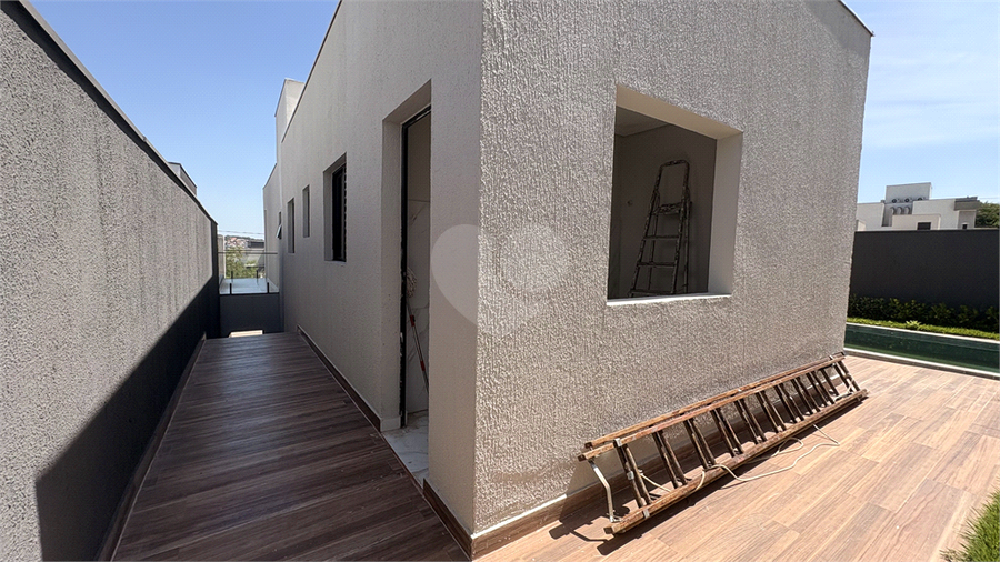 Foto REO1019255