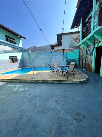 Foto REO1020047